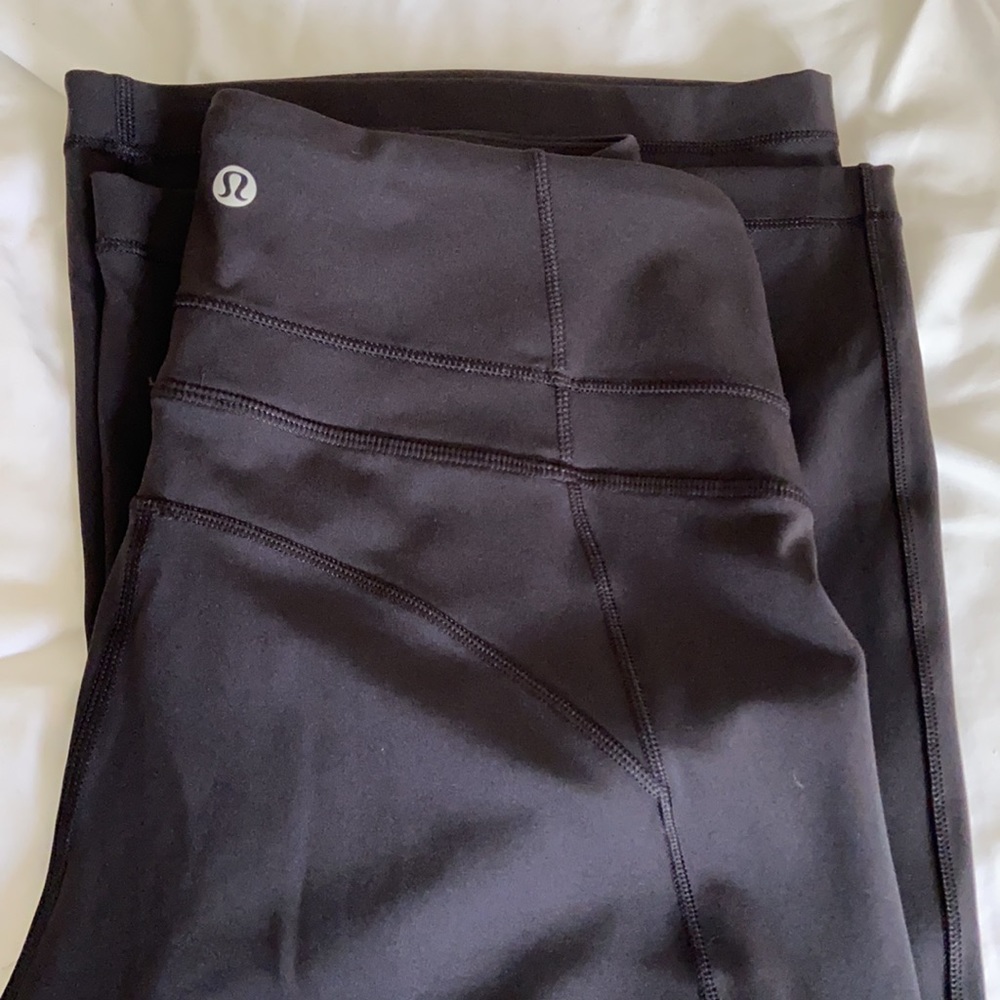 Lululemon size 8 - Picture 3 of 5